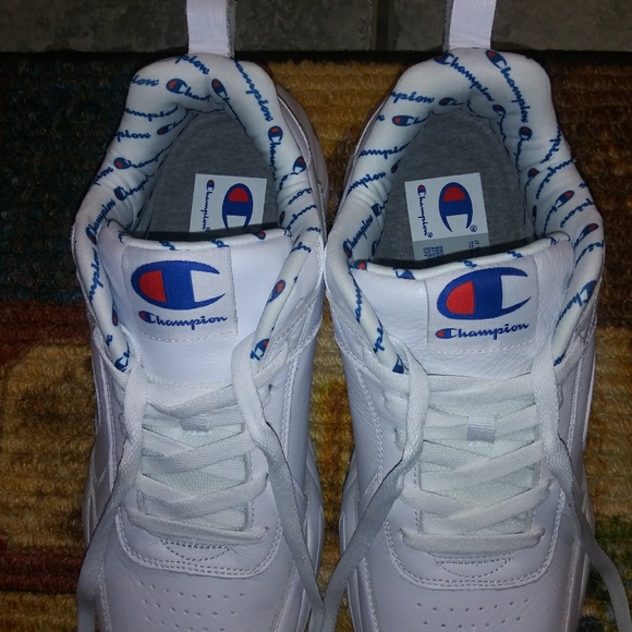 Boys fall/ winter cloths and Champion shoes - Picture 4 of 4